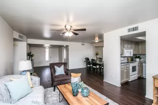 Photo #3: 6179710 Listing