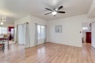 Photo #2: 6179829 Listing 