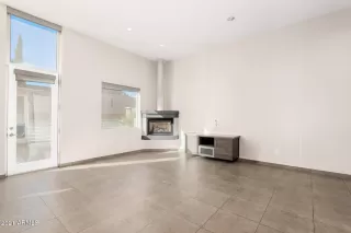 Photo #3: 6179981 Listing