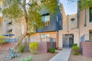 Photo #1: 6179985 Listing