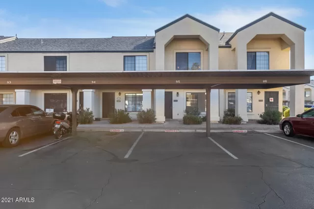 MLS: 6180230 Condo For Sale