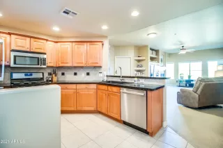 Photo #1: 6180235 Listing 