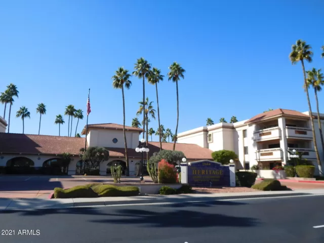 MLS: 6180273 Condo For Sale