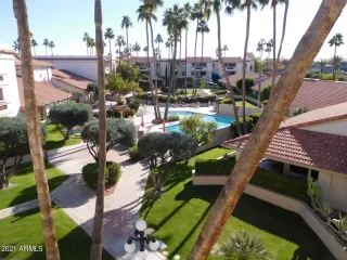 Photo #6: 6180273 Listing 