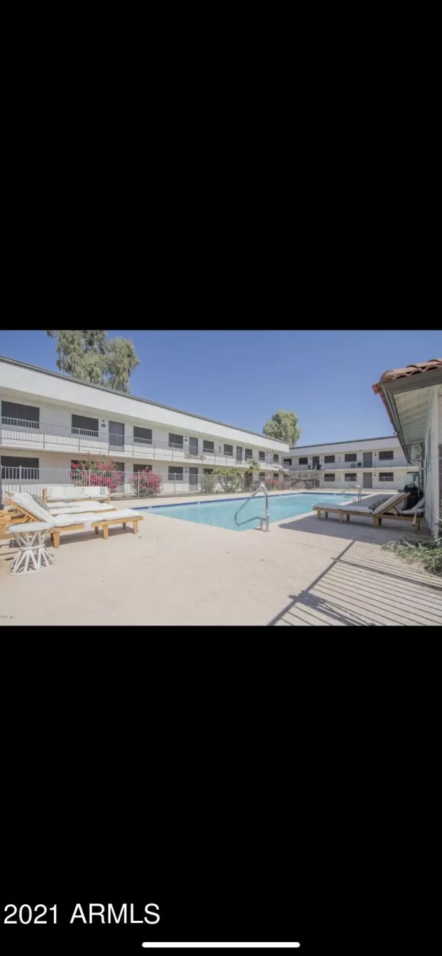 MLS: 6180284 Condo For Sale