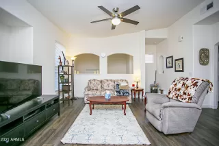 Photo #3: 6180324 Listing