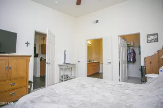 Photo #5: 6180324 Listing