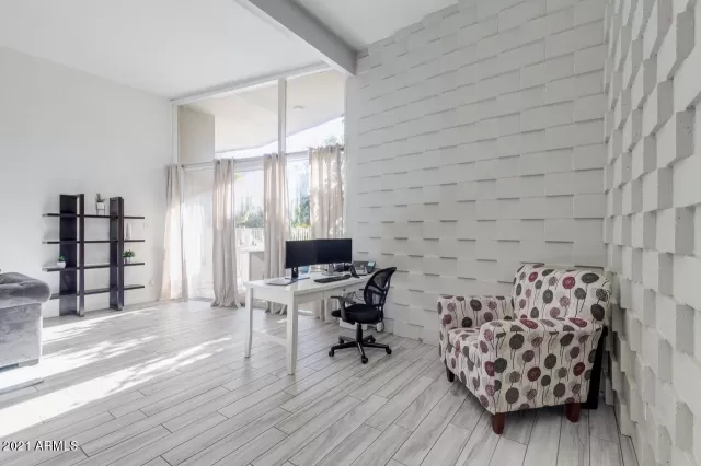 MLS: 6180333 Condo For Sale