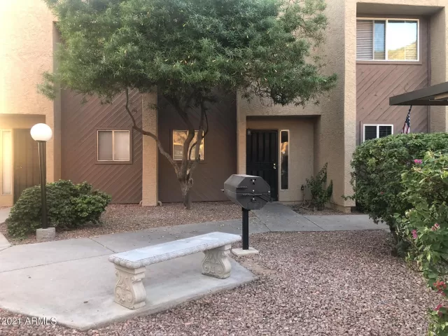 MLS: 6180684 Condo For Sale