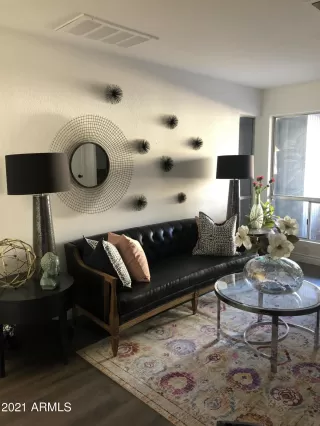 Photo #6: 6180862 Listing 