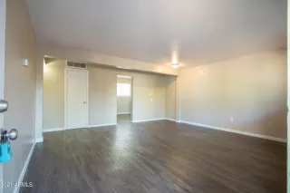 Photo #2: 6180919 Listing