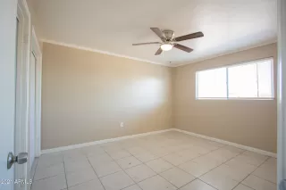 Photo #5: 6180919 Listing