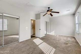 Photo #4: 6180937 Listing