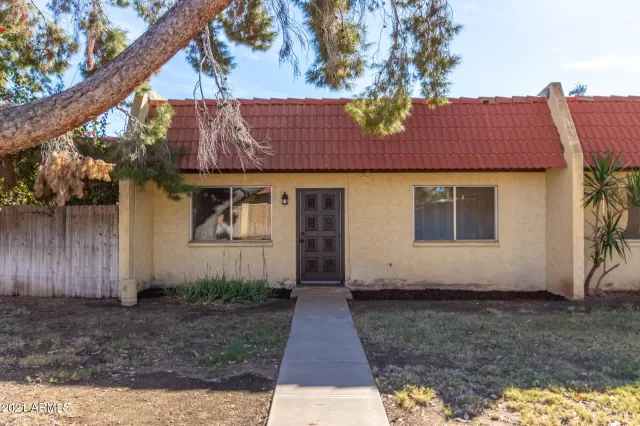 MLS: 6180990 Condo For Sale