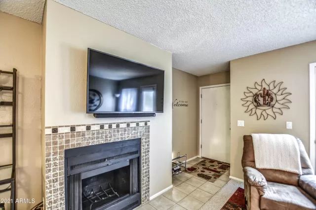 MLS: 6181019 Condo For Sale