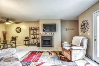 Photo #2: 6181019 Listing 