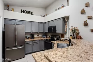 Photo #2: 6181037 Listing