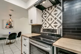 Photo #2: 6181113 Listing