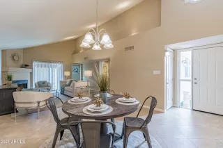 Photo #4: 6181315 Listing