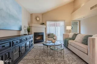 Photo #6: 6181315 Listing