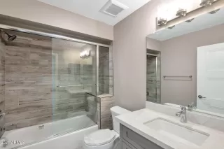 Photo #1: 6181320 Listing