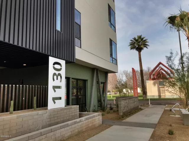 MLS: 6181365 Condo For Sale