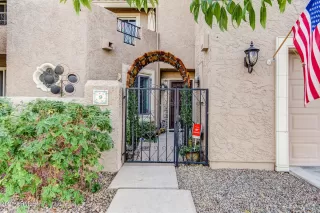 Photo #1: 6181385 Listing