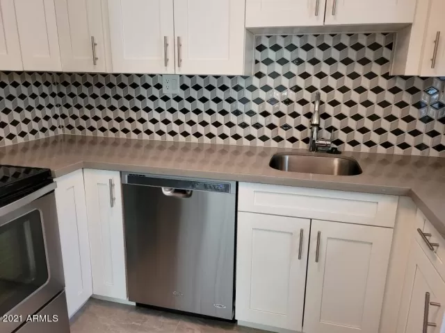 MLS: 6181591 Condo For Sale