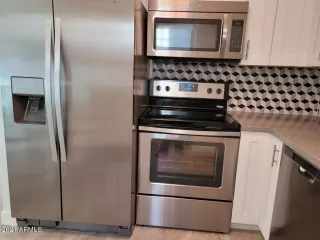 Photo #2: 6181591 Listing