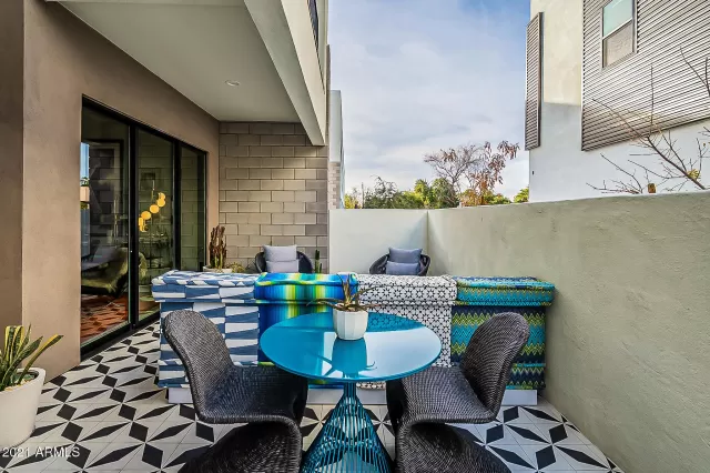 MLS: 6181643 Condo For Sale