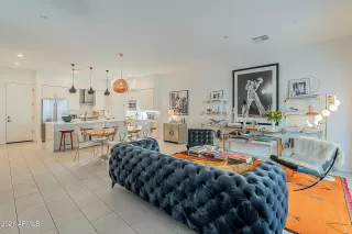 Photo #1: 6181643 Listing