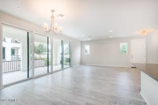 Photo #1: 6181658 Listing 