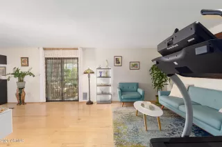 Photo #2: 6181813 Listing