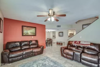 Photo #6: 6181998 Listing