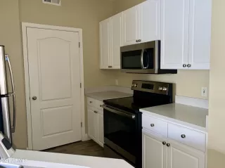 Photo #1: 6182196 Listing 