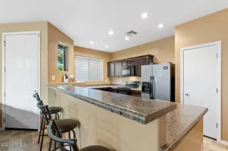 Photo #1: 6182339 Listing