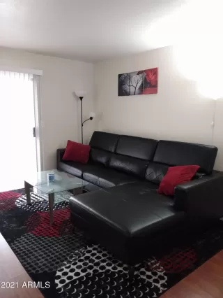 Photo #3: 6182393 Listing