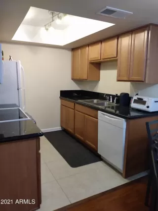 Photo #5: 6182393 Listing