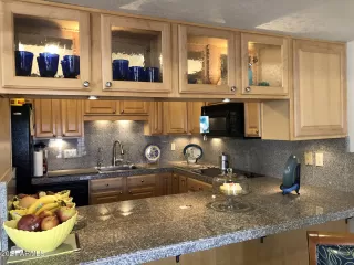 Photo #5: 6182432 Listing