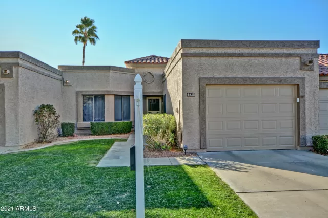 MLS: 6182453 Condo For Sale