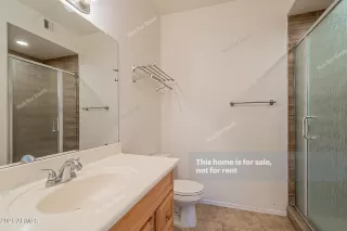 Photo #3: 6182488 Listing