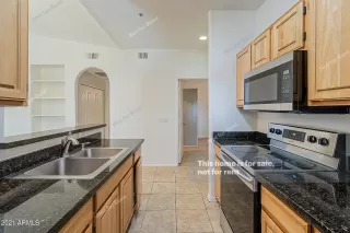 Photo #5: 6182488 Listing