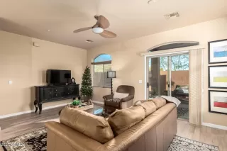 Photo #4: 6182515 Listing