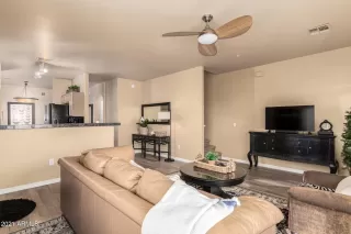 Photo #6: 6182515 Listing