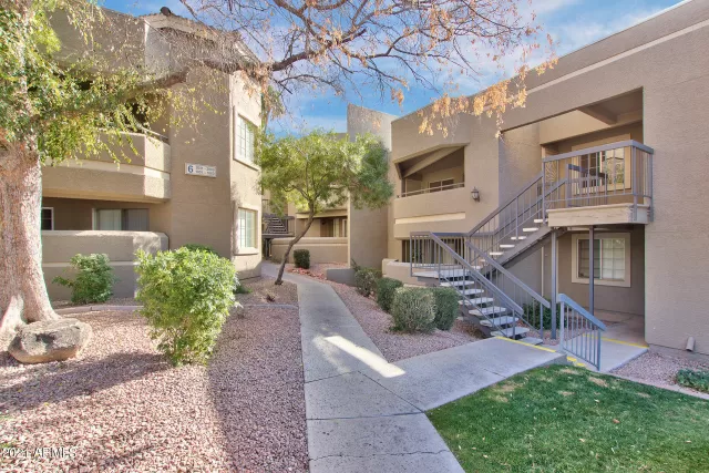 MLS: 6182708 Condo For Sale