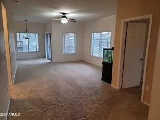 Photo #4: 6183197 Listing