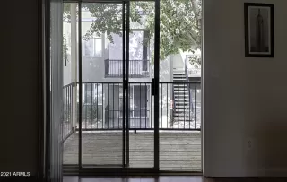 Photo #6: 6183201 Listing