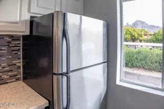 Photo #3: 6183259 Listing