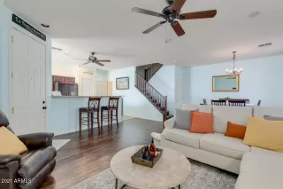 Photo #6: 6183540 Listing