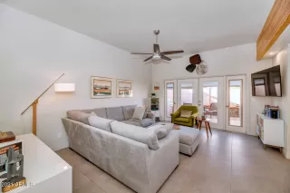 Photo #5: 6183578 Listing